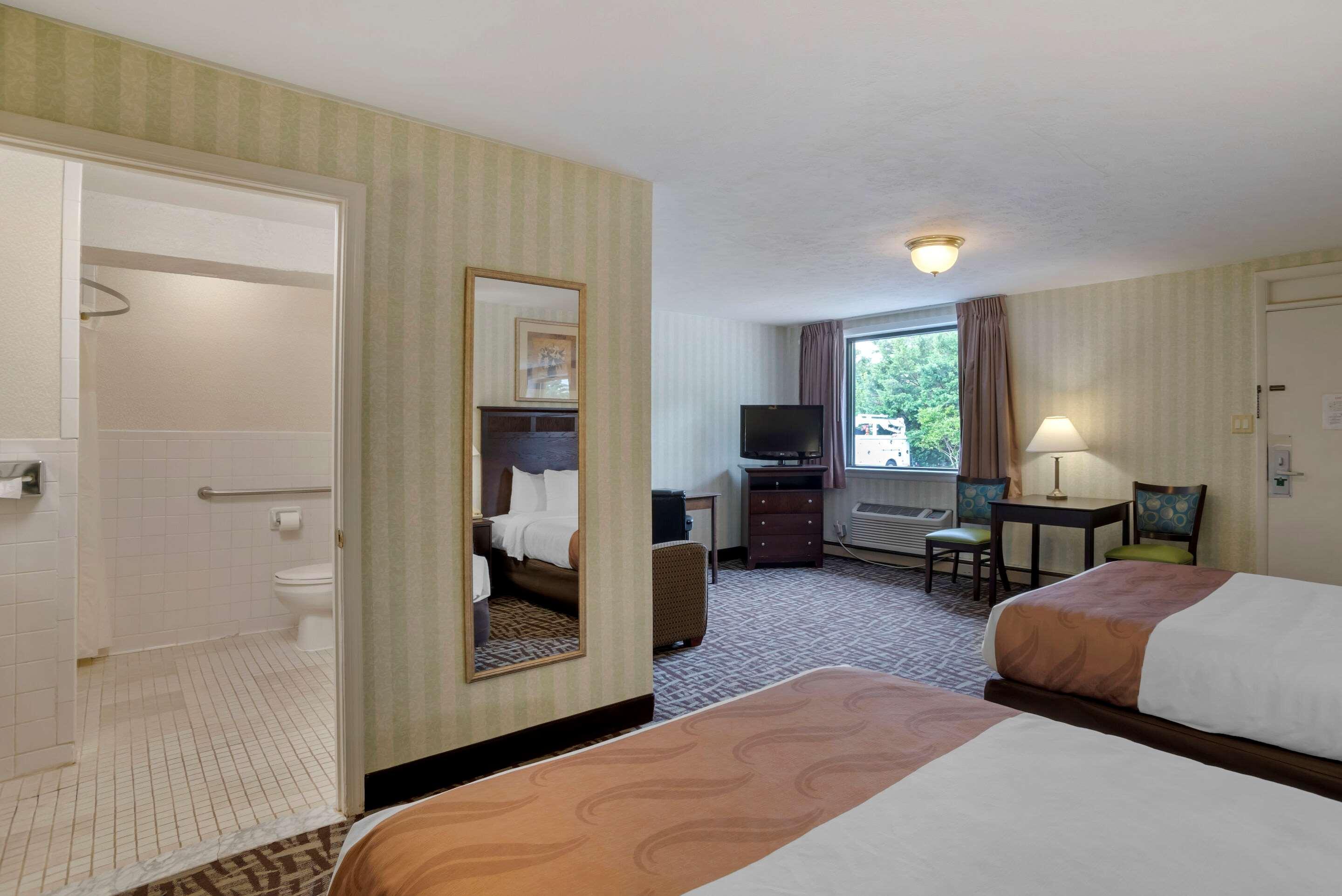 Quality Inn Fredericksburg Near Historic Downtown Exterior foto