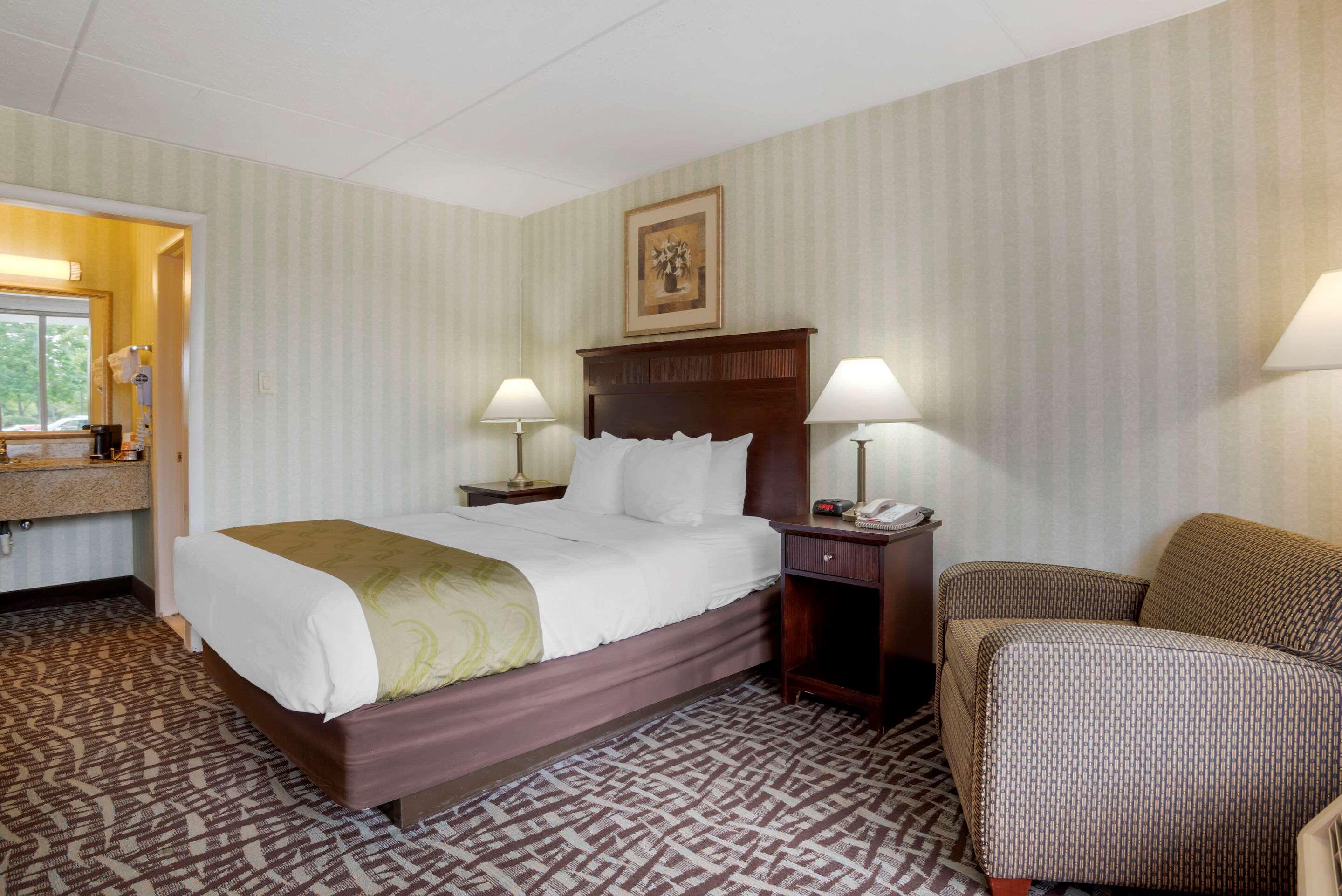 Quality Inn Fredericksburg Near Historic Downtown Exterior foto