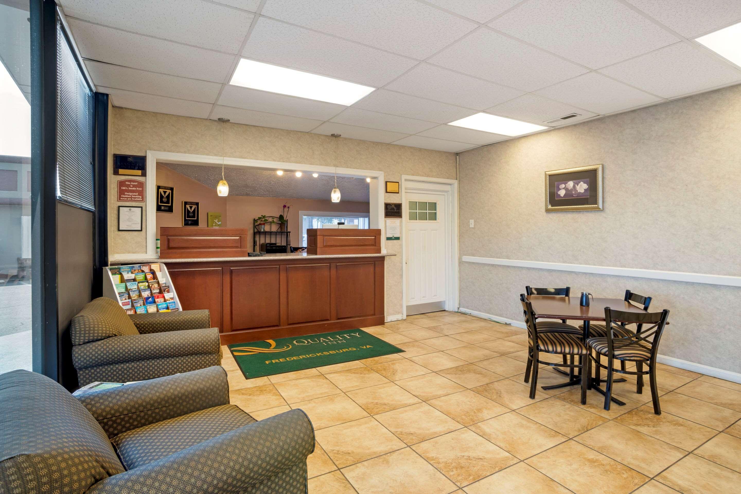Quality Inn Fredericksburg Near Historic Downtown Exterior foto